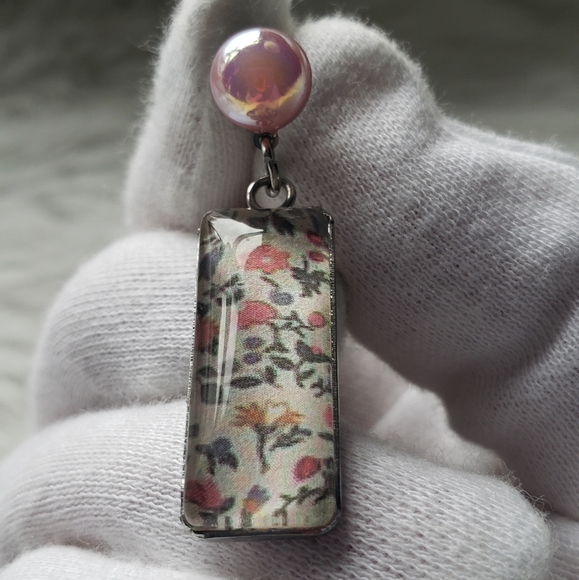 Handmade Pink Pearl Glass Spring Earrings - Picture 7 of 9